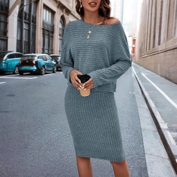 Elegant Solid Color Skirt Set Sea Blue - Picture 1 of 4